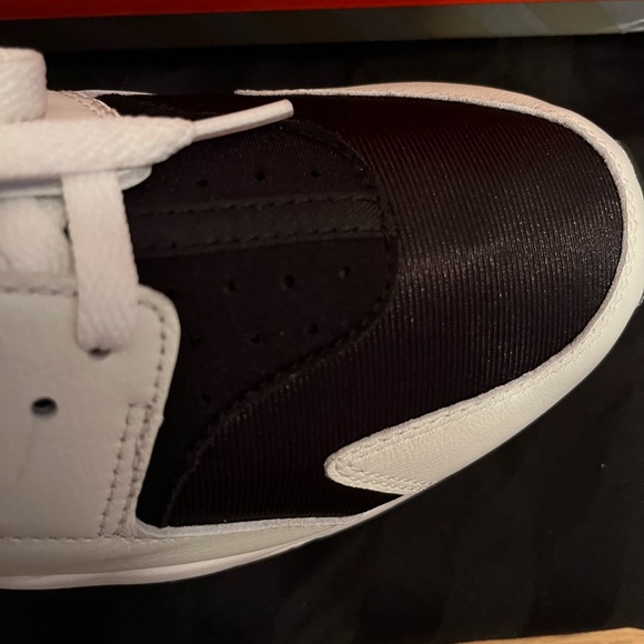 Men’s Nike Air Huarache running shoes. - Picture 9 of 9